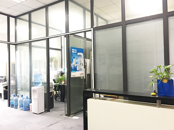 孚靈辦公環(huán)境-7