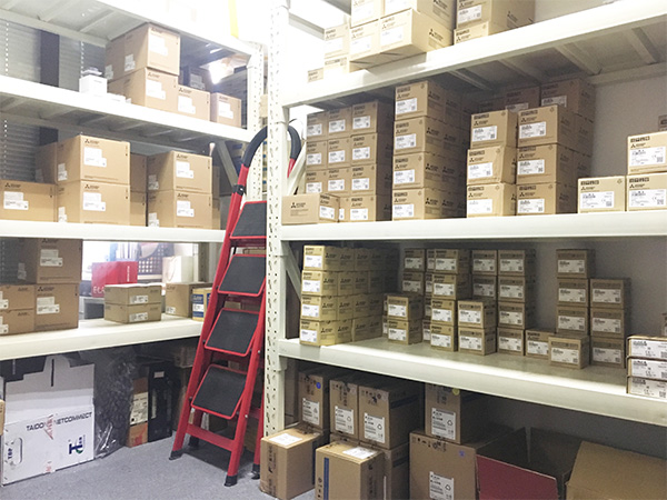 孚靈辦公環(huán)境-3