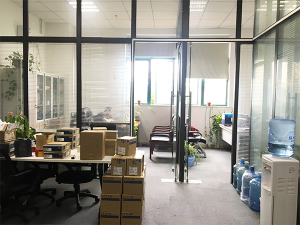孚靈辦公環境-2