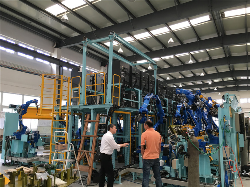 三菱伺服電機定位運動控制汽車自動化產線